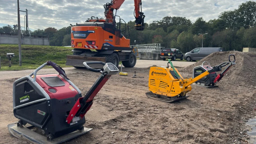 Verschillende trilplaten op een proeflocatie